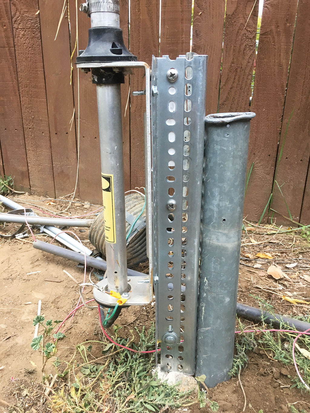 Build This Inexpensive And Versatile Lazy Susan Mast Mount