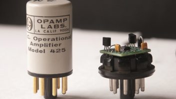 A comparison of the two octal socket amplifiers.