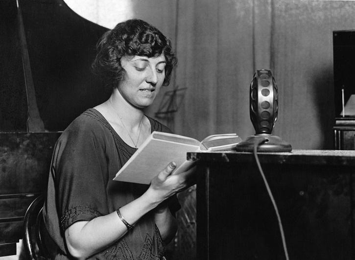 Jesse Koewing on WOR in 1922