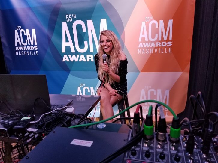 Artist Lindsay Ell visits with a station virtually.