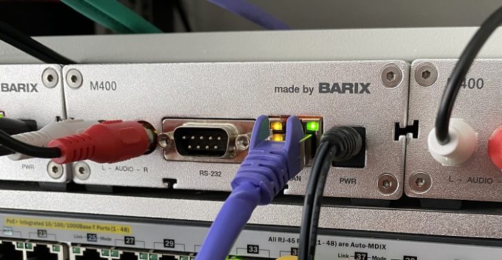 Barix Exstreamer M400 decoder in a rack