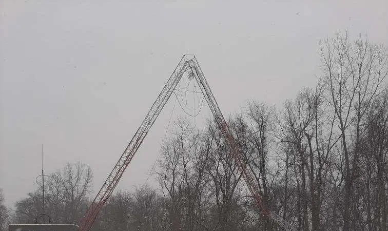 High Winds Cause Minnesota Radio Tower Collapse