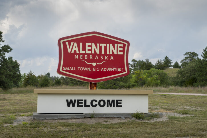 The welcome sign for Valentine, Neb., perhaps greeting DXers, too? Credit: marekuliasz/Getty Images