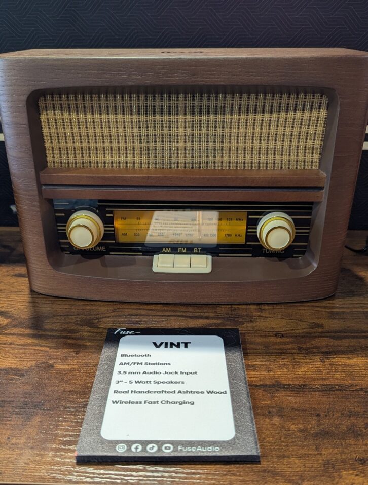 A retro-design radio receiver reminiscent of the 1940s