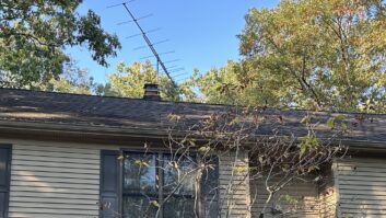 The APS-13 antenna atop my home in Tabernacle, N.J. It's about 20 feet above the ground. What if it were about 800 feet higher?