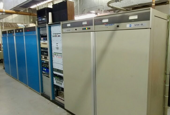 At WTAR (photo file named accordingly), the blue Harris MW-50A main transmitter is to the left/in the background and the grey MW-5 alternate is in the foreground.