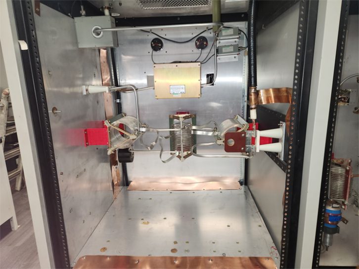 The isolating coaxial cable.