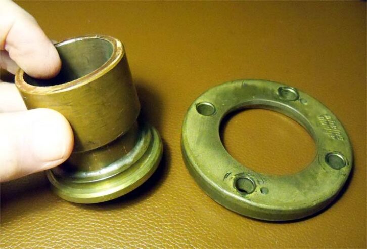 Assembling the plug.