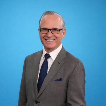Red Apple Media Promotes Lee Harris