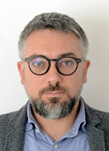 Vincent Sneed headshot