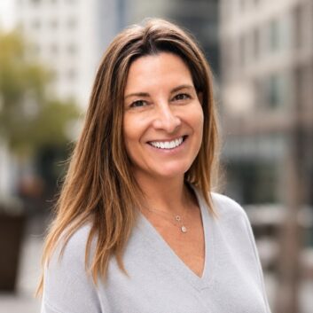 Liz Stillman headshot, photo taken outside